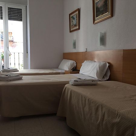 Hostal Lido Madryt Zewnętrze zdjęcie