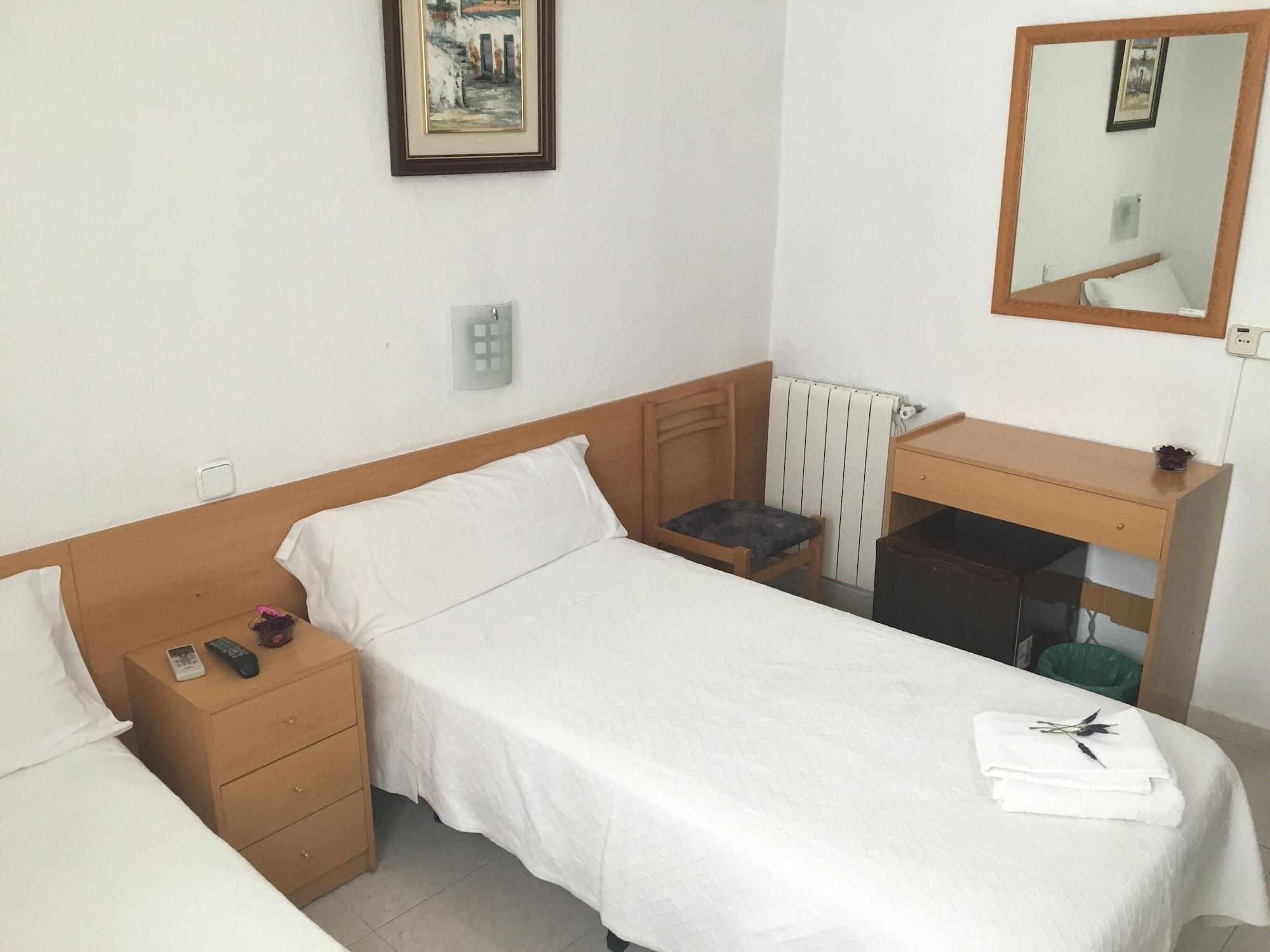 Hostal Lido Madryt Zewnętrze zdjęcie