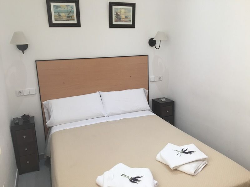 Hostal Lido Madryt Zewnętrze zdjęcie